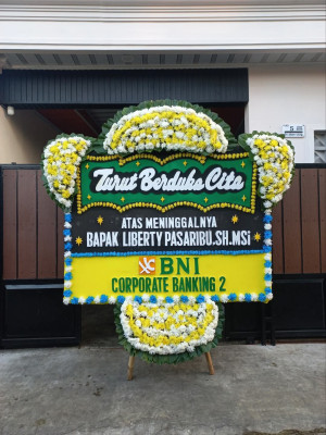 Papan Bunga Duka di Kampai Tabu Karambia