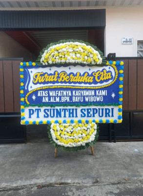 Papan Bunga Duka di Kampai Tabu Karambia